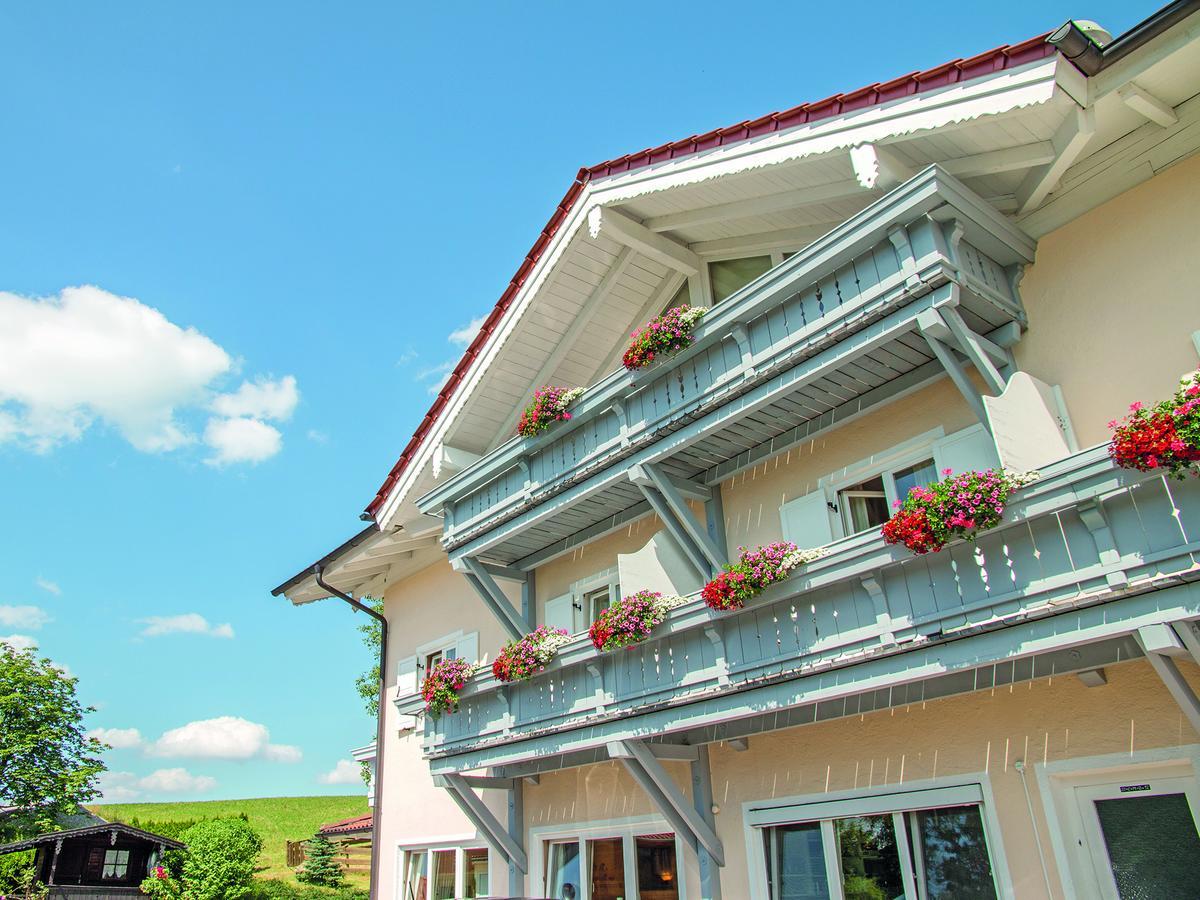 Hotel Garni Alpenblick แบร์เกน ภายนอก รูปภาพ